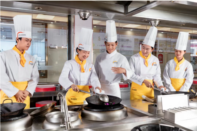 重磅通知：安徽新东方巾帼名厨班—— 以技赋能，绽放女性餐饮力量